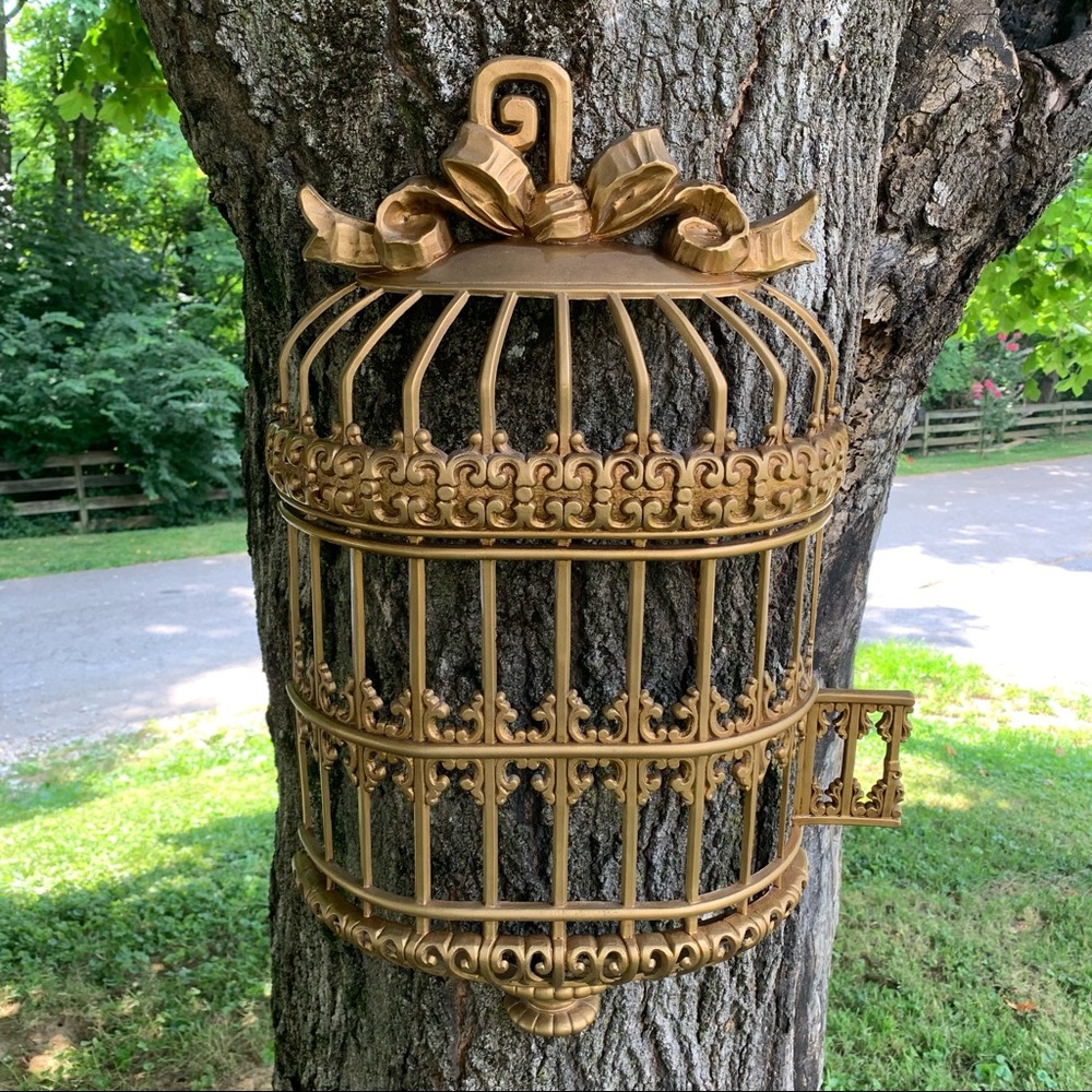 Vintage Universal Statuary Plastic Birdcage